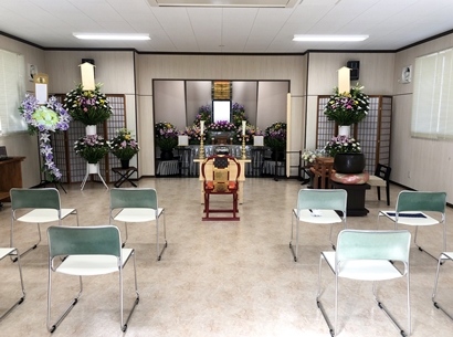 甲府武田ホール内 葬式 家族葬 火葬 ファミリー葬祭